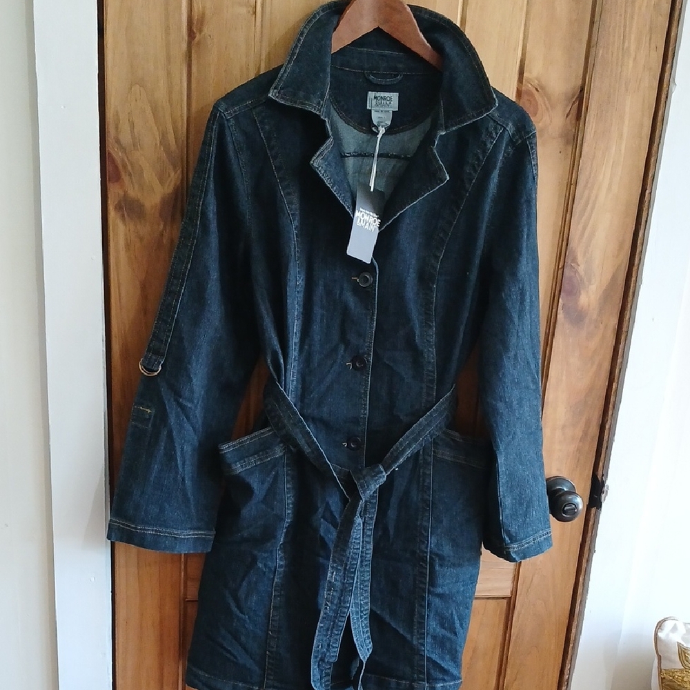 Monroe & Main Denim Belted Trench Coat - Large
